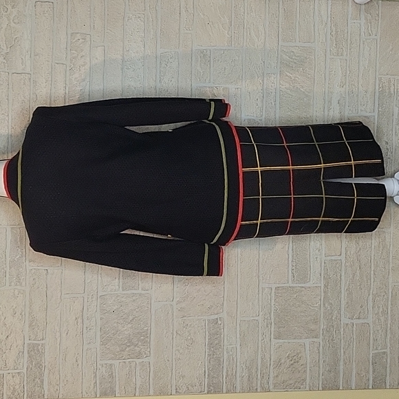 SWEATER SKIRT SET Classic Style Windowpane Plaid - Picture 4 of 14